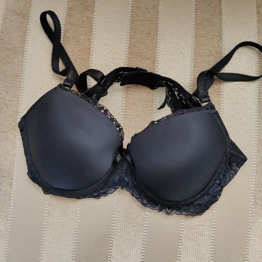 36B BLACK Smooth T-Shirt Bra w/ Lace Side Panel